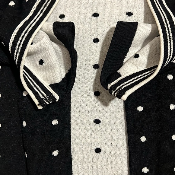 Jones of New York Signature Polka Dot Cardigan - Picture 2 of 9